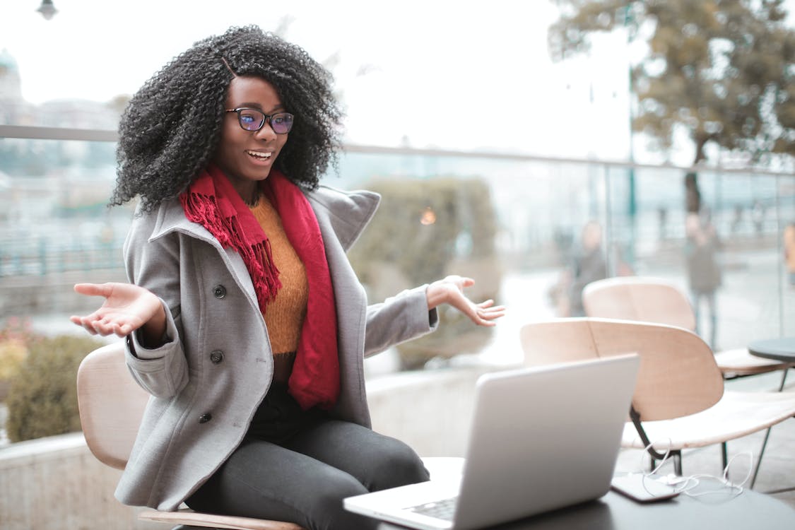 A woman working on her laptop